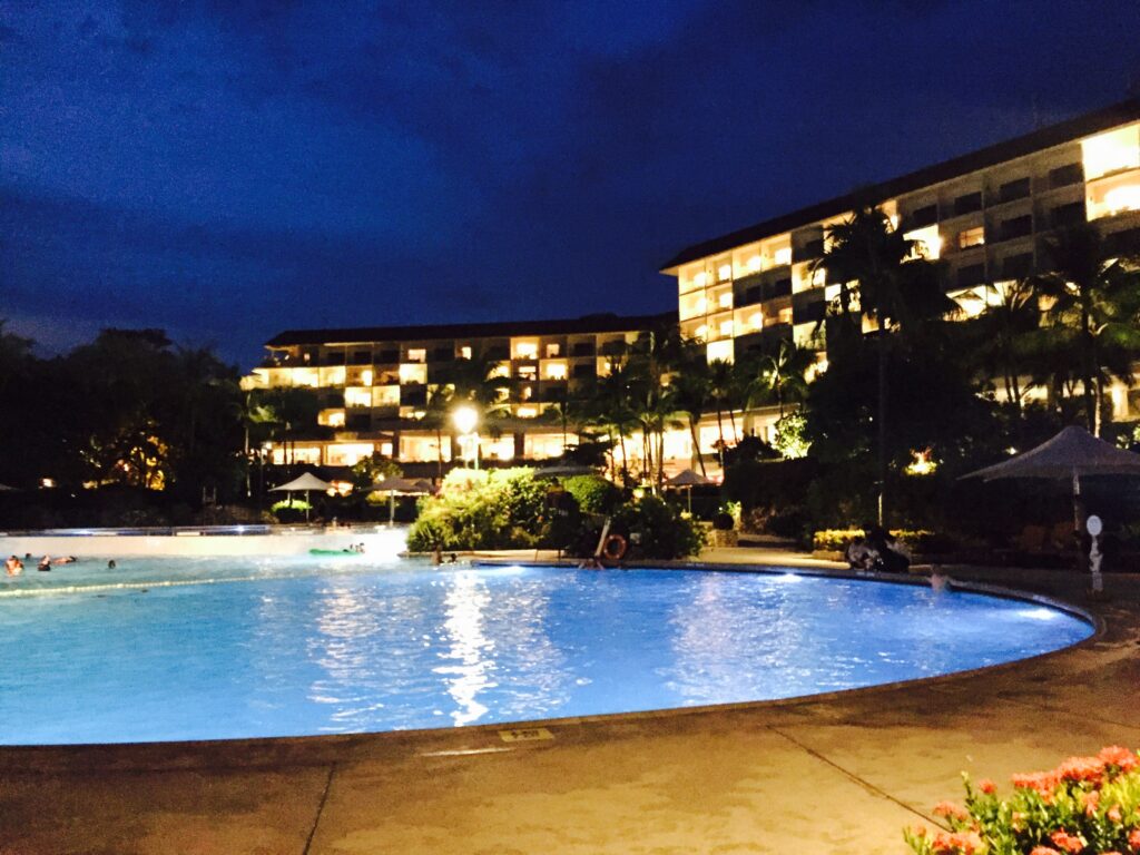 In Shangri-La hotel, Cebu